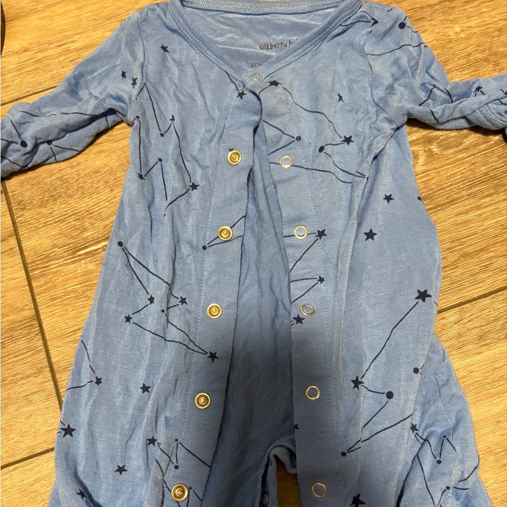 Silkberry newborn bamboo romper/sleeper